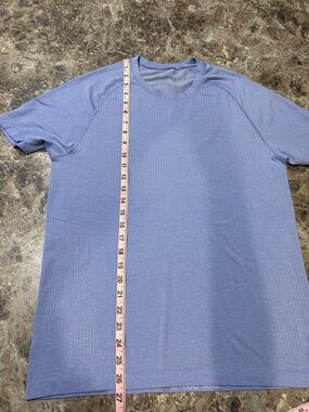 Lululemon Metal Vent Tech Short Sleeve Shirt Small